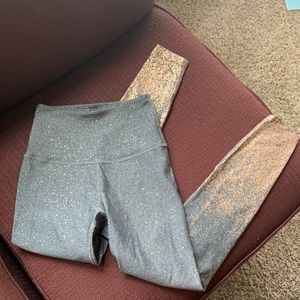 Rose gold grey foil alloy ombré beyond yoga leggings 7/8 length